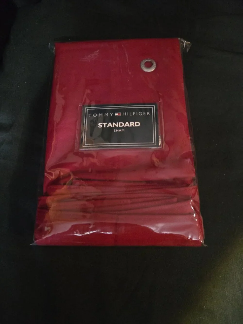 Tommy Hilfiger Classic Chino Red Standard Shams NIP Set of 2 20x26